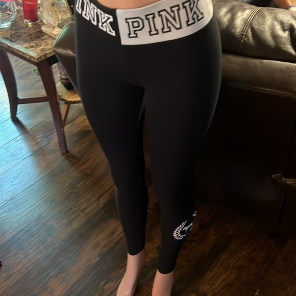 VS PINK Yoga Leggings - Picture 4 of 4